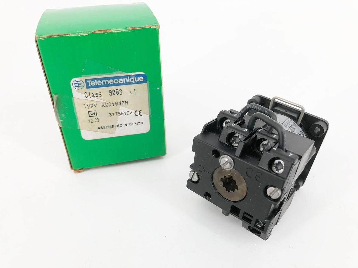 New Telemecanique 9003K2D1047M Cam Switch 300VAC 12A