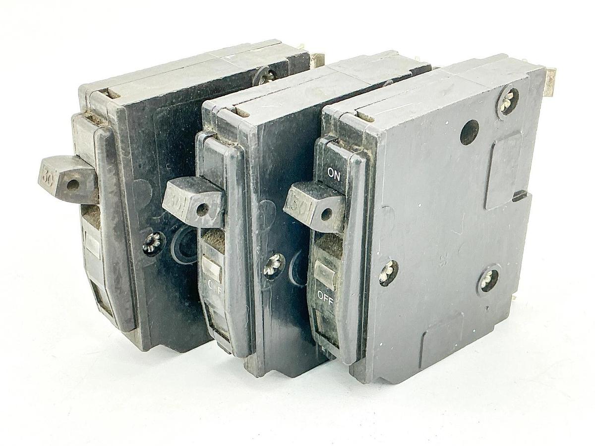 Used Lot of 3 Square D QO130 Circuit Breaker 30A 240V 1P Type QO
