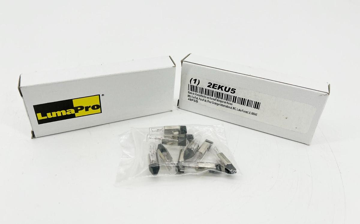 New Lot of 2 LumaPro 2EKU5 Light Bulbs 48PSB 40 Bulbs