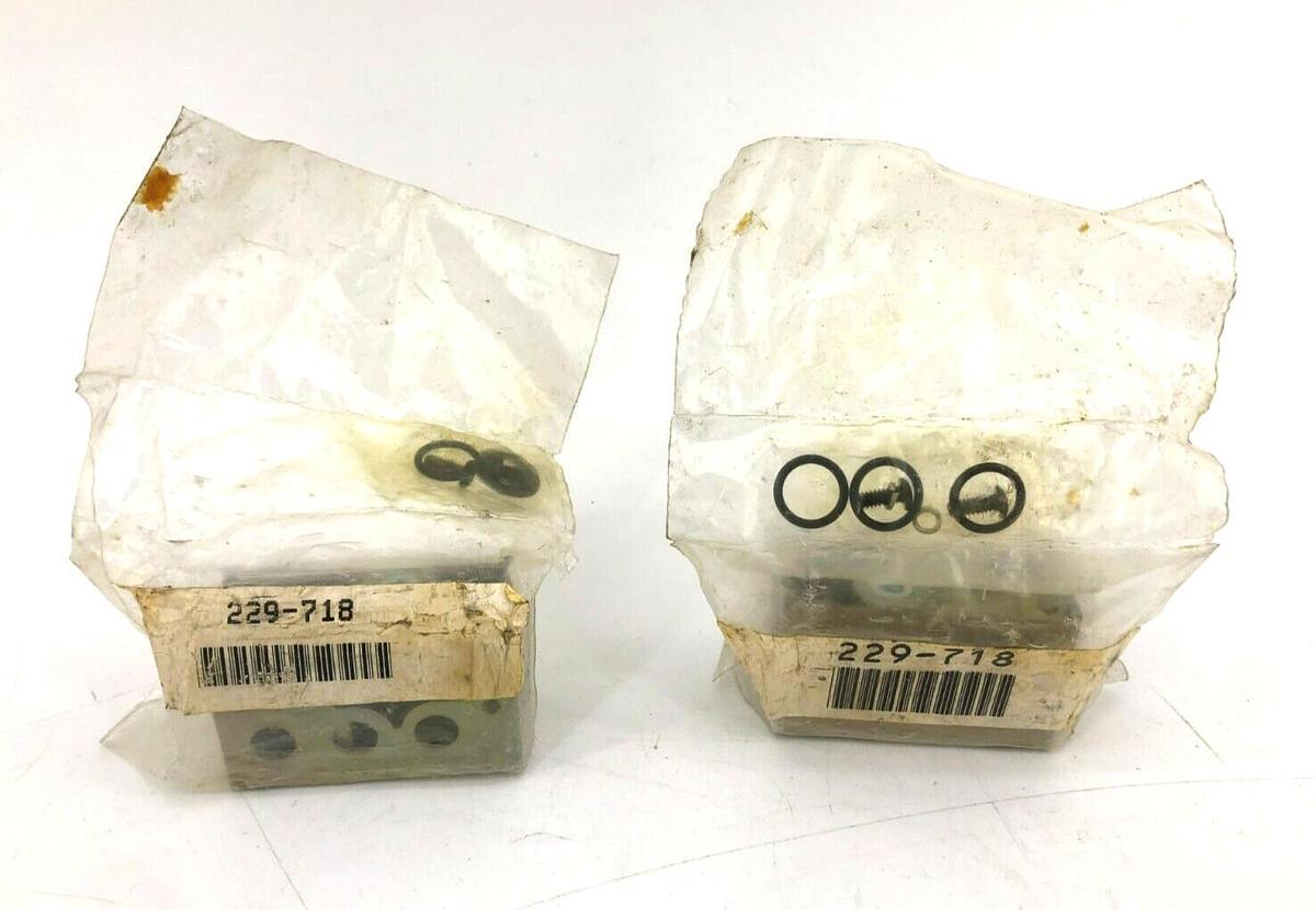 Lot of 2 New Numatics 229-718 Manifold Blocks 1/8" NPTF, Side/Bottom Ports