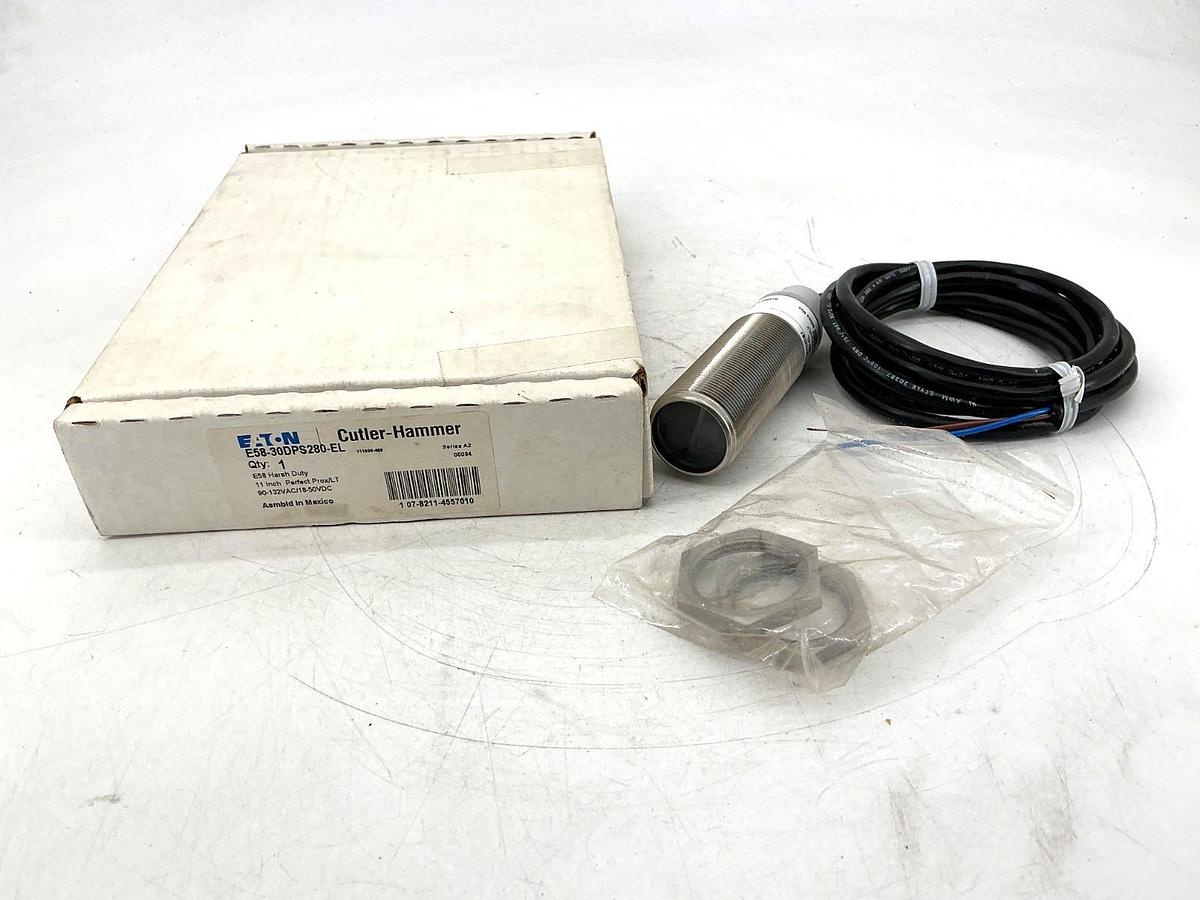 New Eaton Cutler-Hammer E58-30DPS280-EL Ser A2 Photoelectric Sensor 132VAC 50VDC