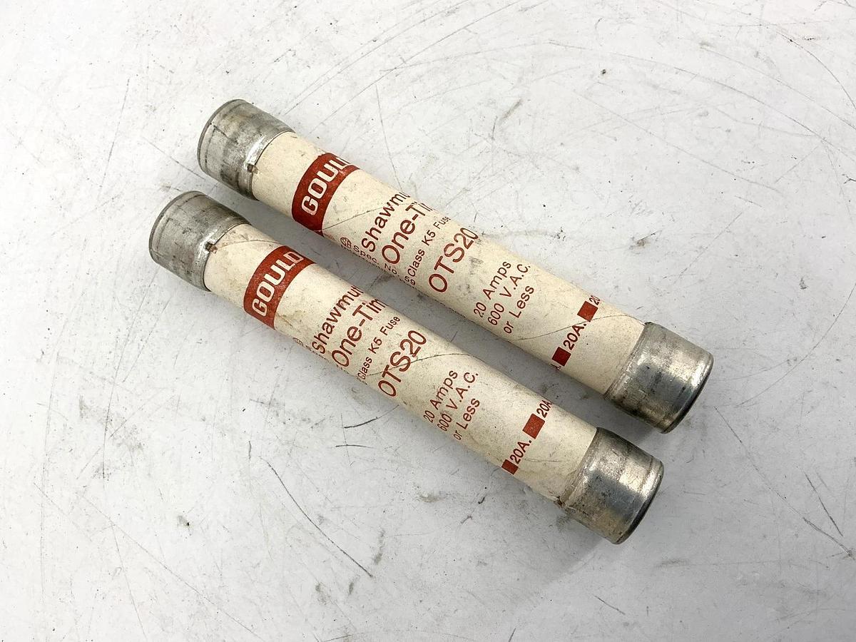Lot of 2 New Gould Shawmut OTS20 One-Time Class K5 Fuse 20A 600V