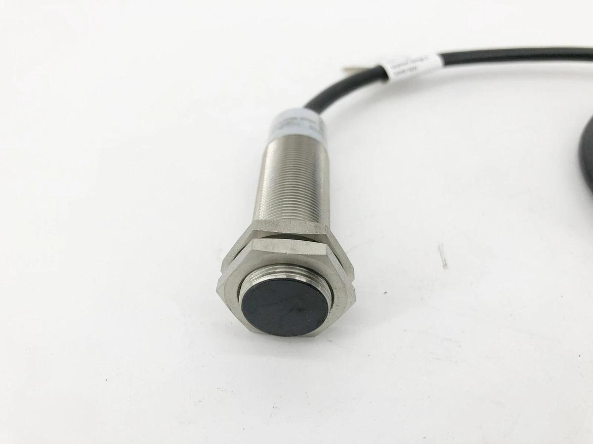 New Eaton E59-M18A108C02-D2 Proximity Sensor 8mm Range 6-48VDC