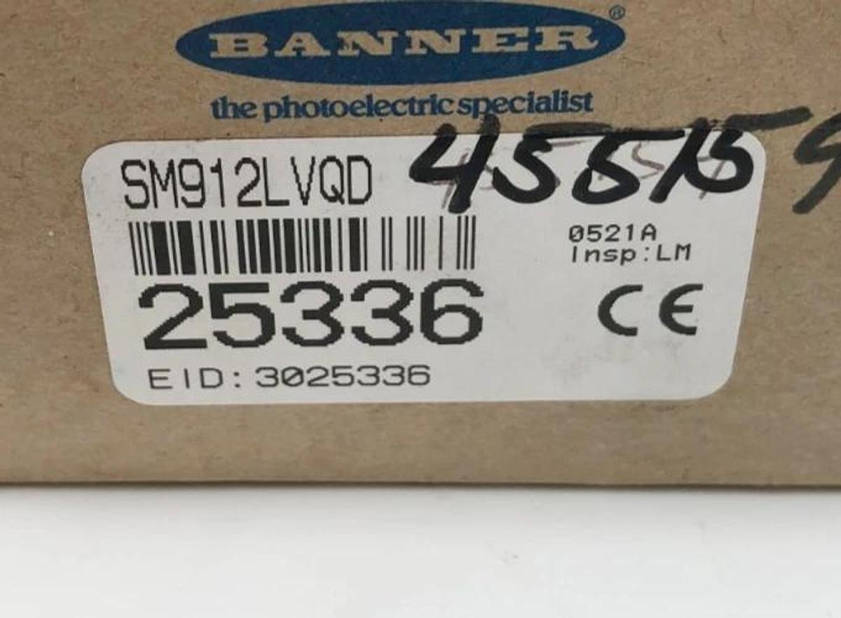New Banner Engineering SM912LVQD Photoelectric Sensor 10-30VDC 25336