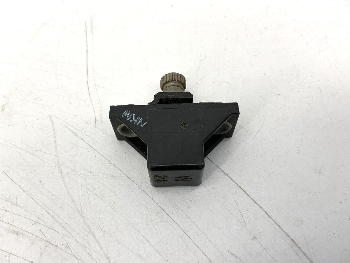 Used Lot of 5 Allen Bradley W28 Thermal Overload Relay Heater Element W-28