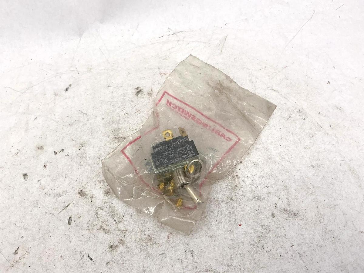 New Carlingswitch HK254-73XG Toggle Switch On/Off 15A 125/250V 3/4HP 4X208