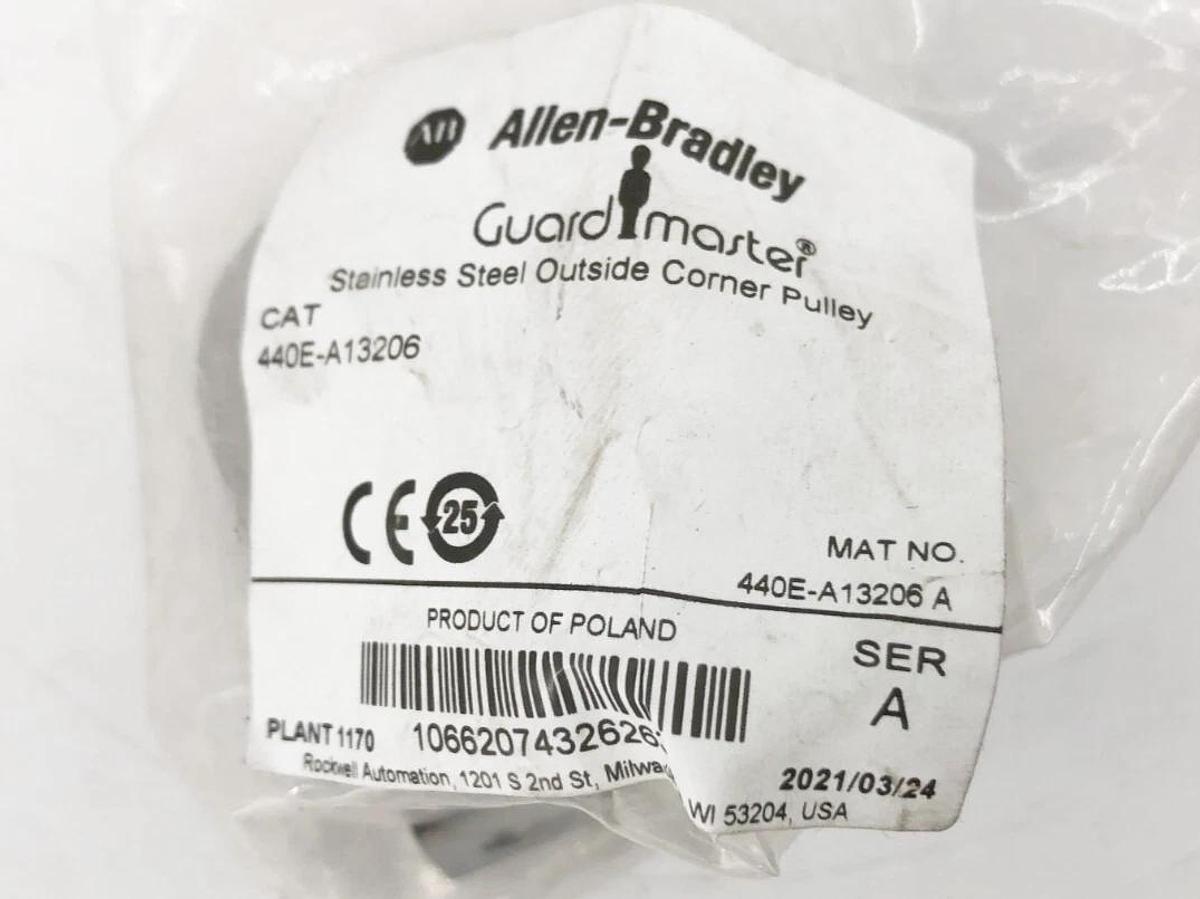 New Allen-Bradley 440E-A13206 Ser. A Lifeline Cable Pull Switch Stainless