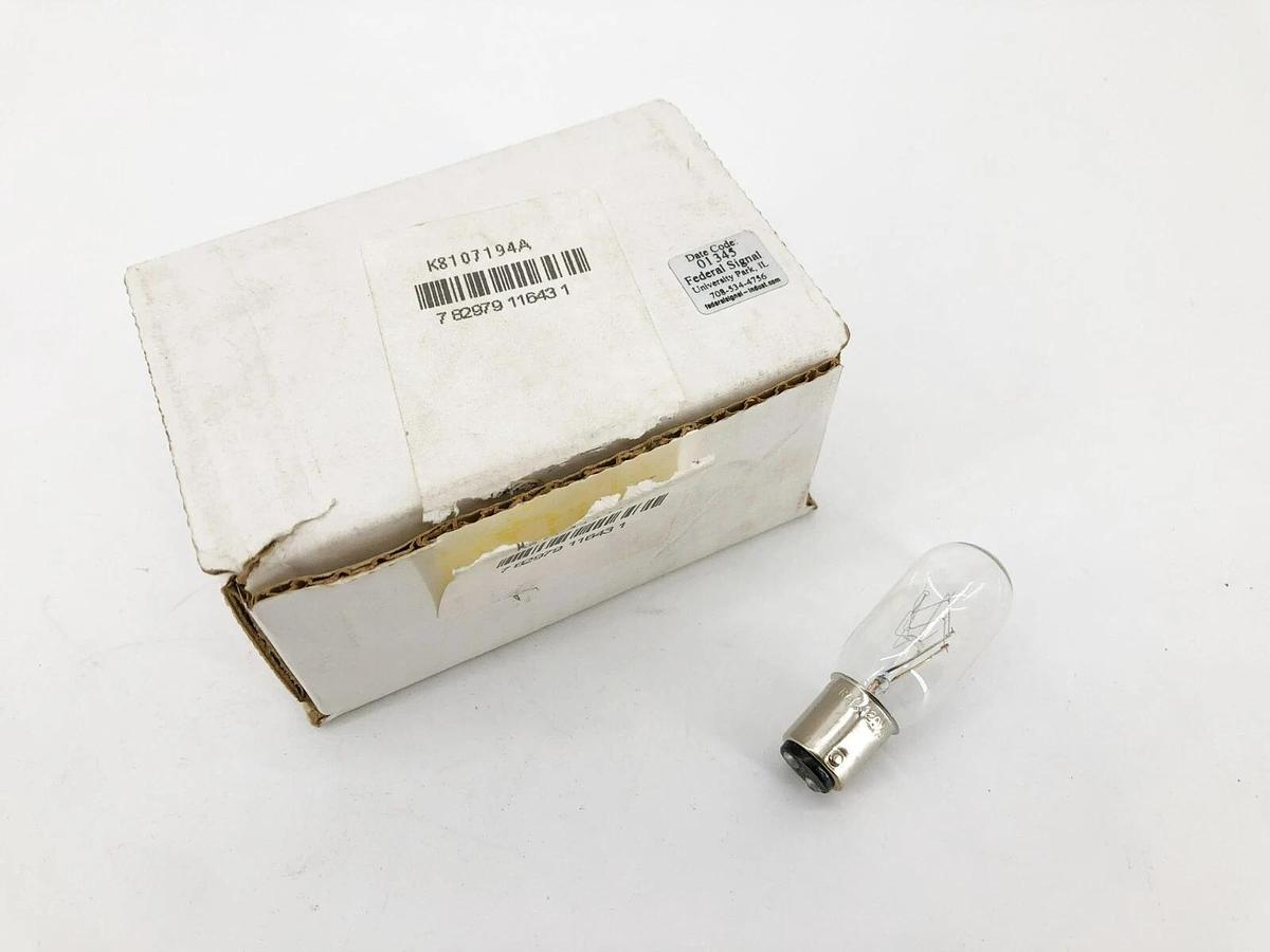 New Federal Signal K8107194A Incandescent Light Bulb 15W