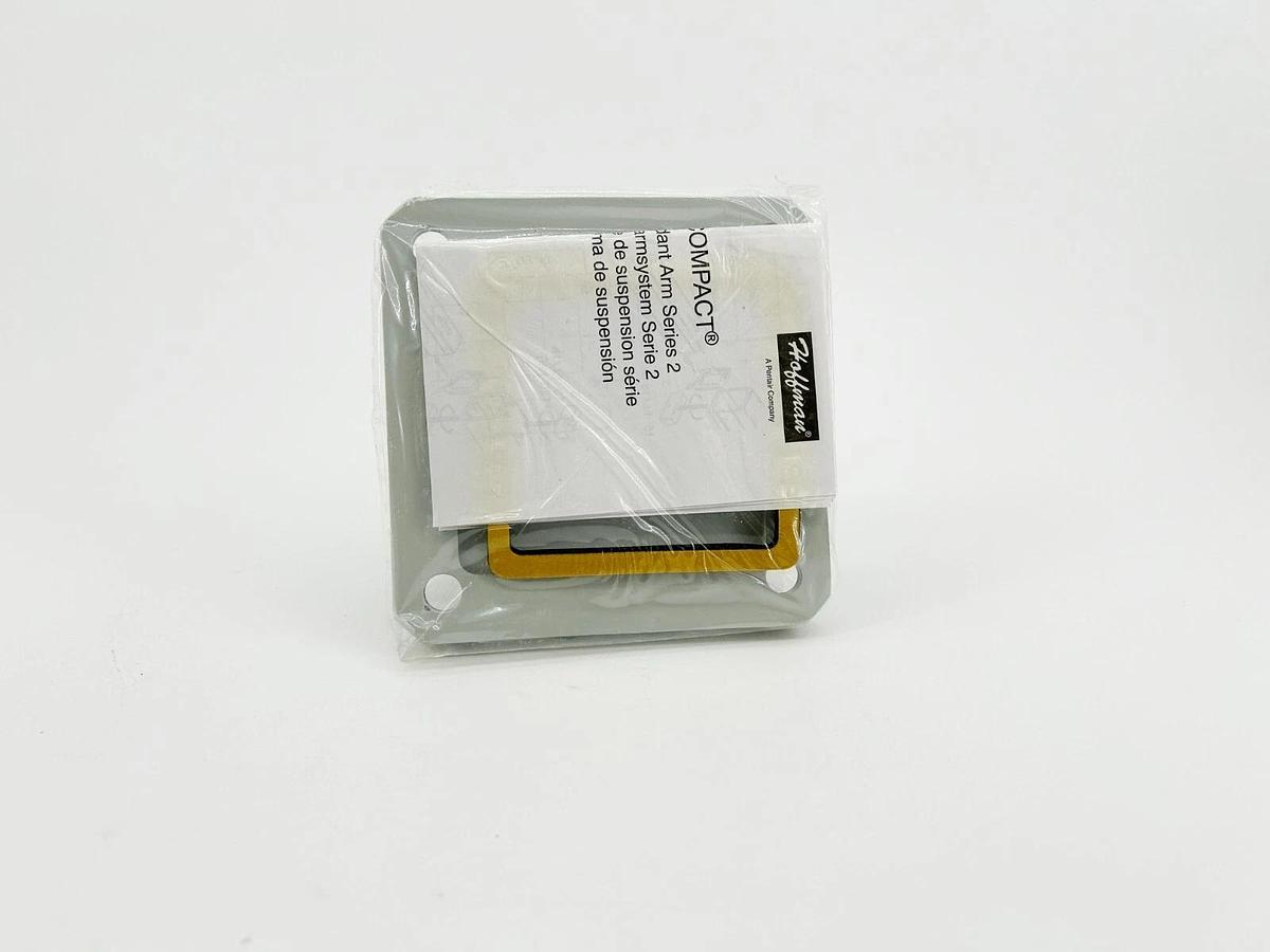 New Hoffman CCS2WFBLG Wall Flange/ Base Bracket 41869