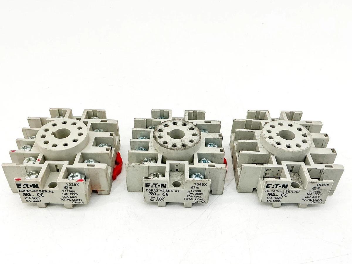 Used Lot of 3 Eaton D3PA3-A2 Relay Socket 600V 15A Ser.A2