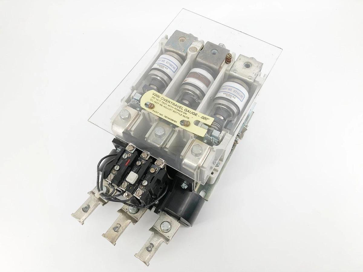 New Westinghouse V200M5CJC Vacuum Starter Size 5 110/120V 270A No Lugs - No Box