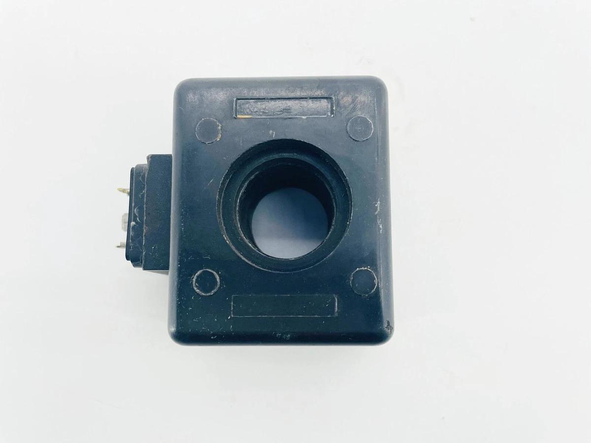 Used Rexroth R900019816 Solenoid Coil 110/120V 90/550VA 193994 3710