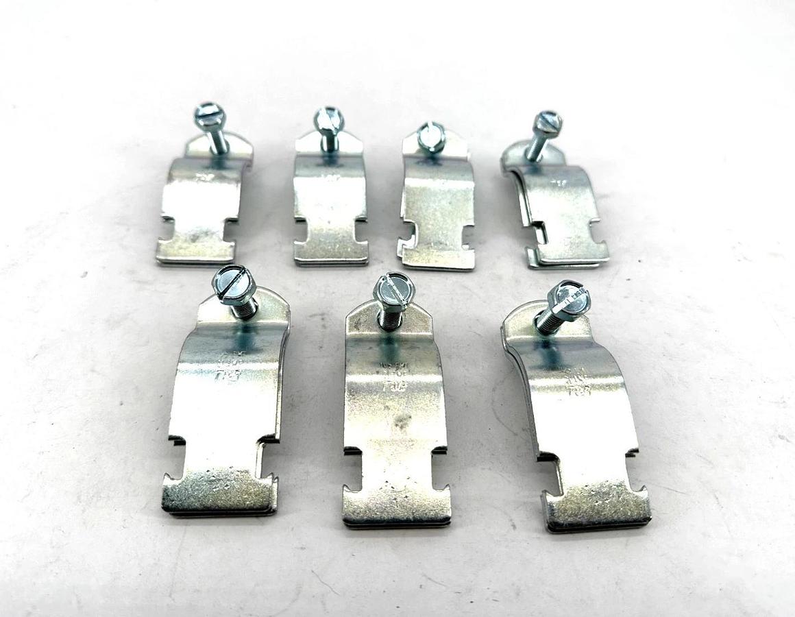 Lot of 7 New Thomas & Betts 1-1/2 EMT Conduit Clamps 1-1/2" - No Box