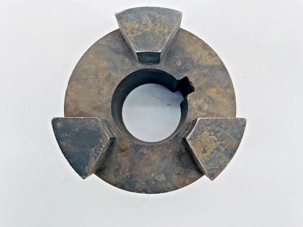 New Martin Sprocket ML-225 X 2 1/4 Jaw Coupling Hub 2.25in Bore