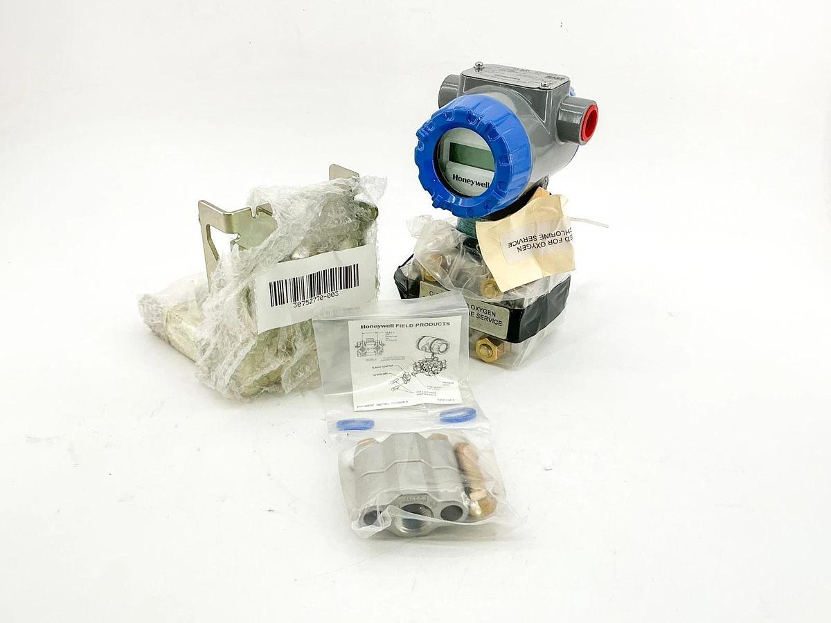 New Honeywell STD820-E2HC4AS-1-A-AHC-11S-A-10A0-OX-0000 Pressure Transmitter