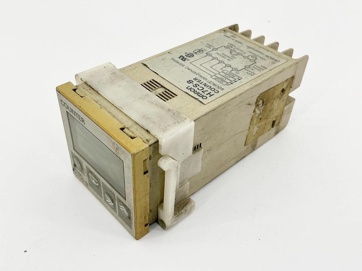 Used Omron H7CS-B Counter Module 100-240Vac 50/60Hz