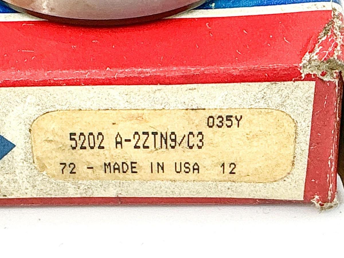 New Lot of 2 SKF 5202 A-2ZTN9/C3 Double Row Bearing