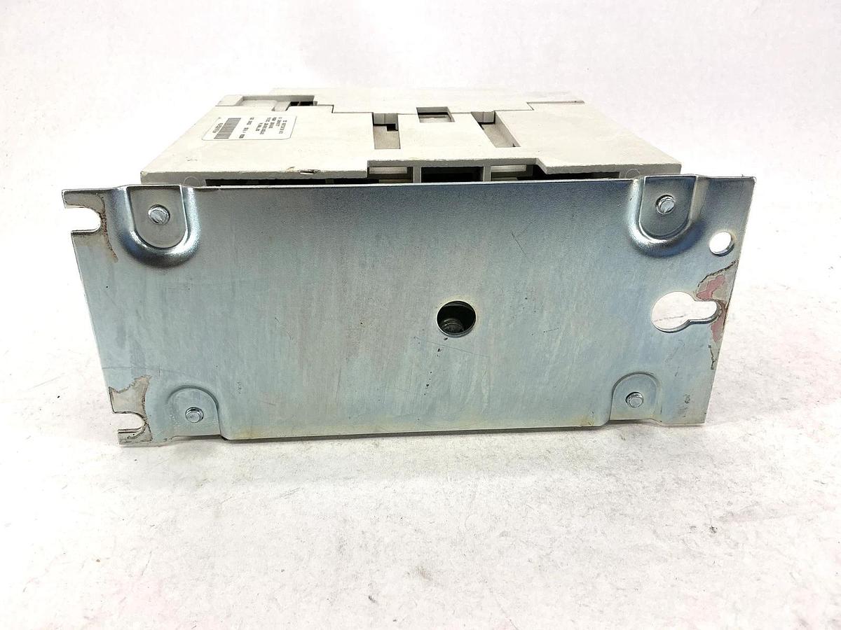 Used Cutler-Hammer W200M4CFCY7 Advantage Starter 3-Phase 135A 120V 60HZ