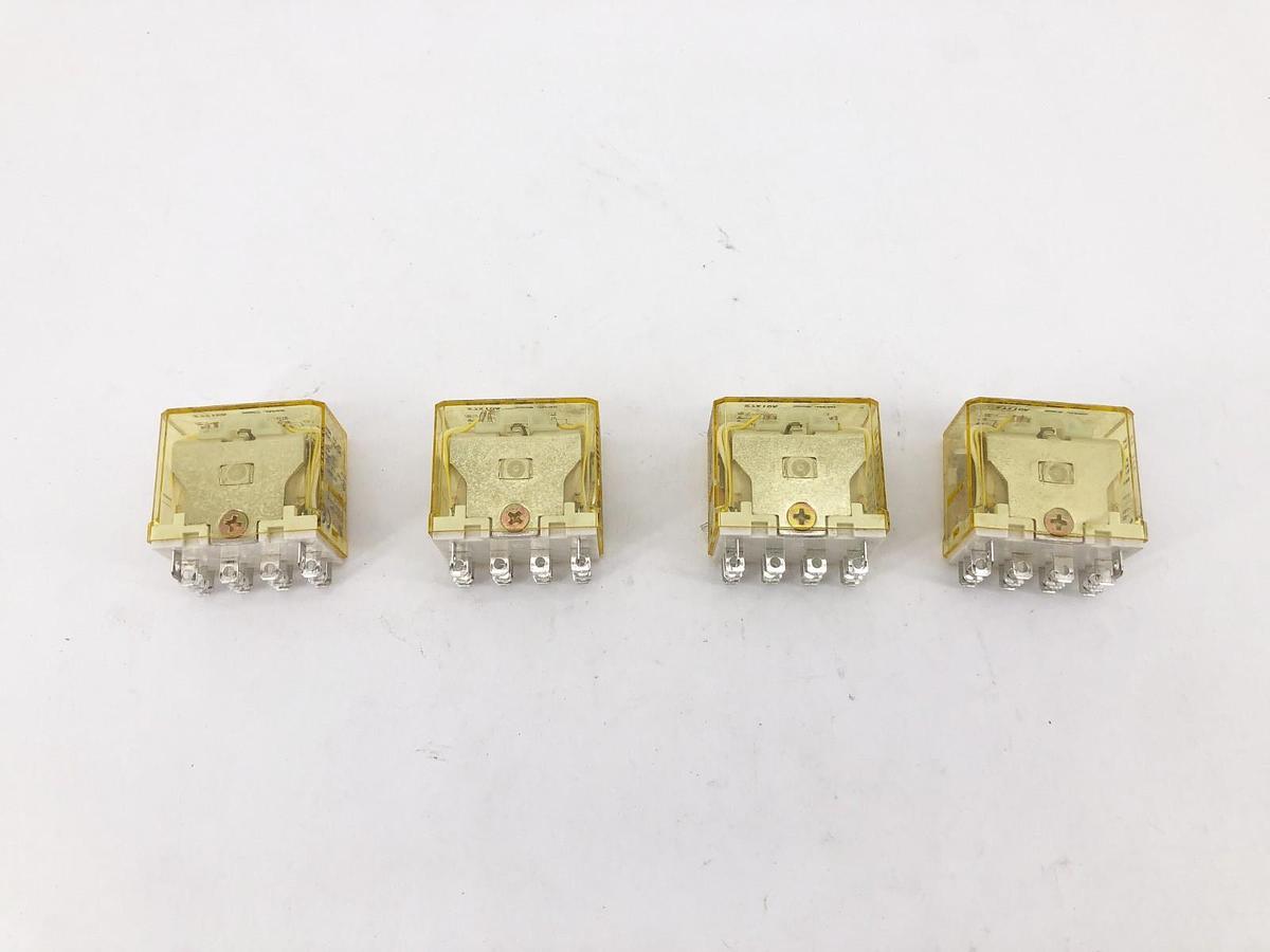 Used Lot of 4 Idec RH4B-UL Relays 120VAC 27X10A