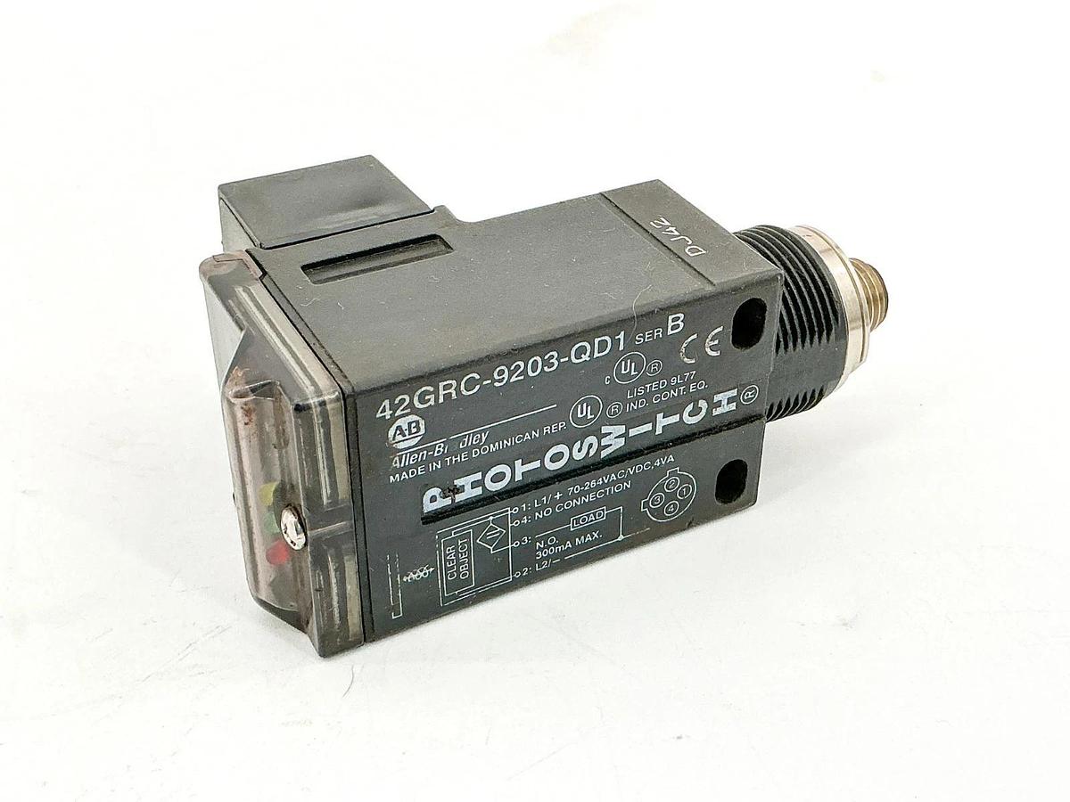 Used Allen Bradley 42GRC-9203-QD1 Photoswitch Sensor 264VAC 4VA Ser.B