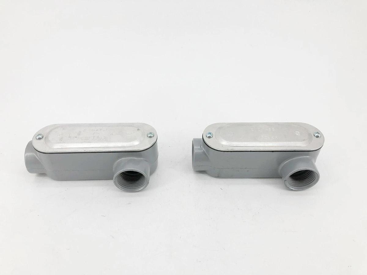Lot of 2 New E121488 1" LL Aluminum Conduit Bodies With Cover