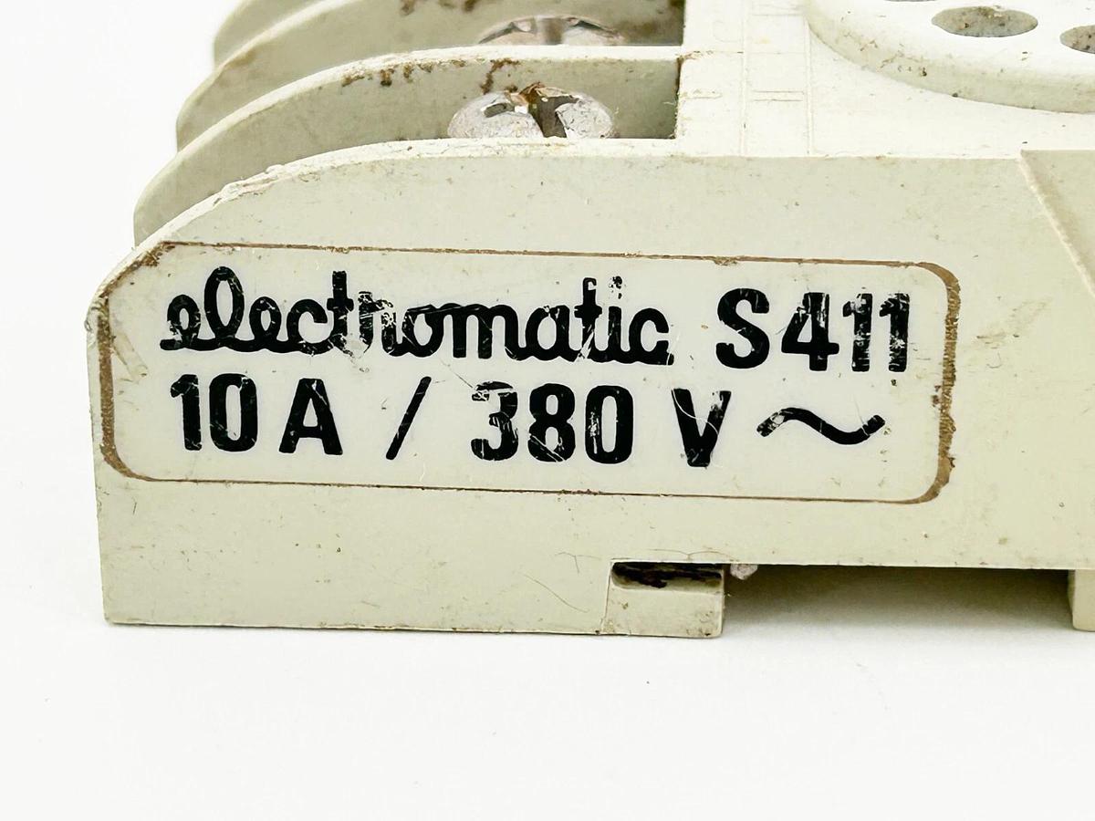 Used Electromatic S411 Relay Socket 10A 400VAC 11Pin Din Rail Mount Type S