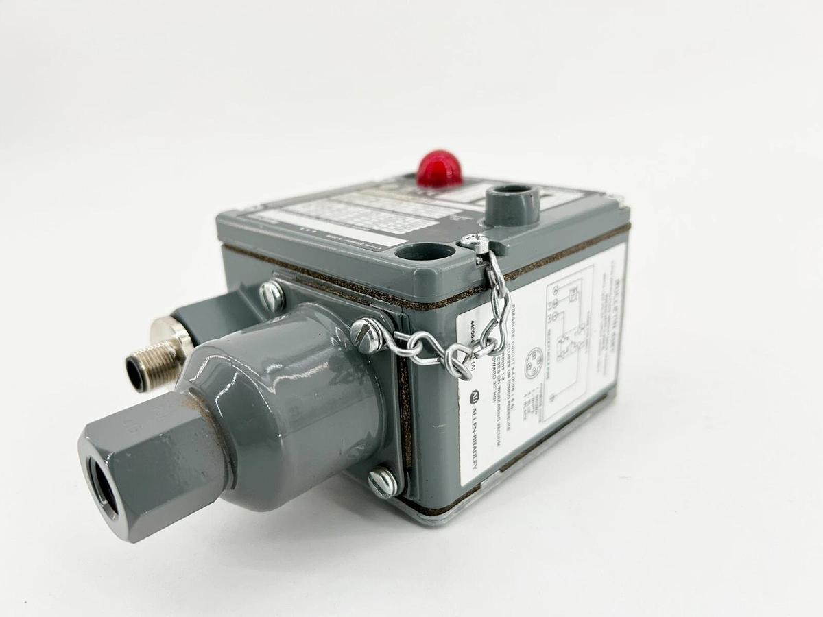New Allen Bradley 836T-T253JX130X15 Pressure Control Switch 350PSI 600V