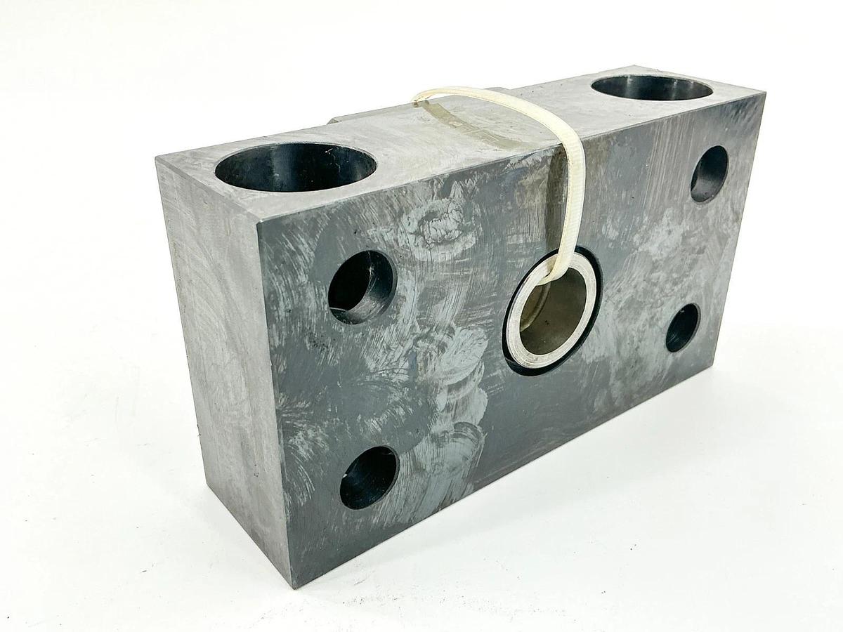 New Nook EZM3025 Support Block Bearing 800-321-7800 - No Box