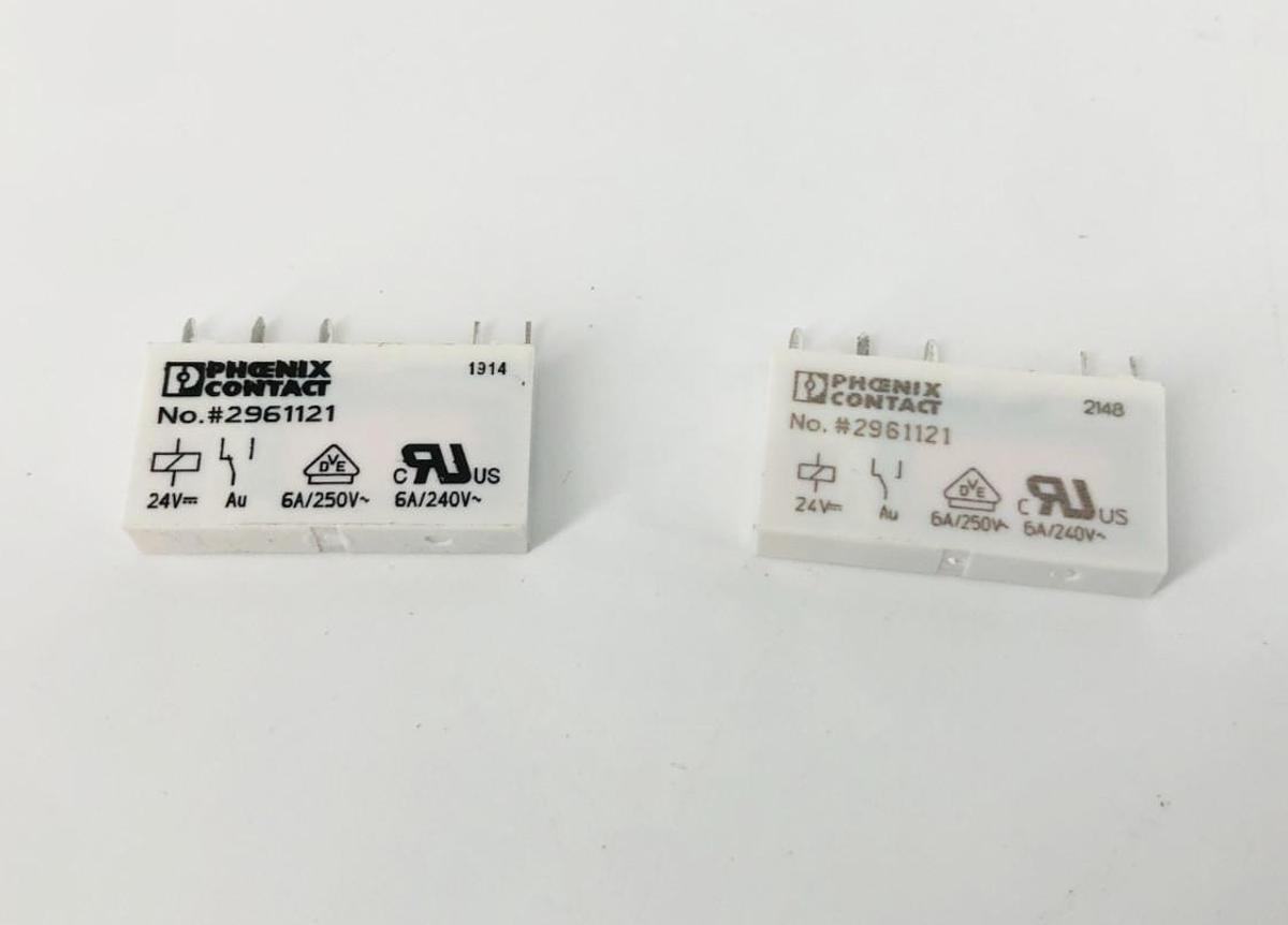 Lot of 2 New Phoenix Contact 2961121 Relays SPDT 6A 24V - No Box