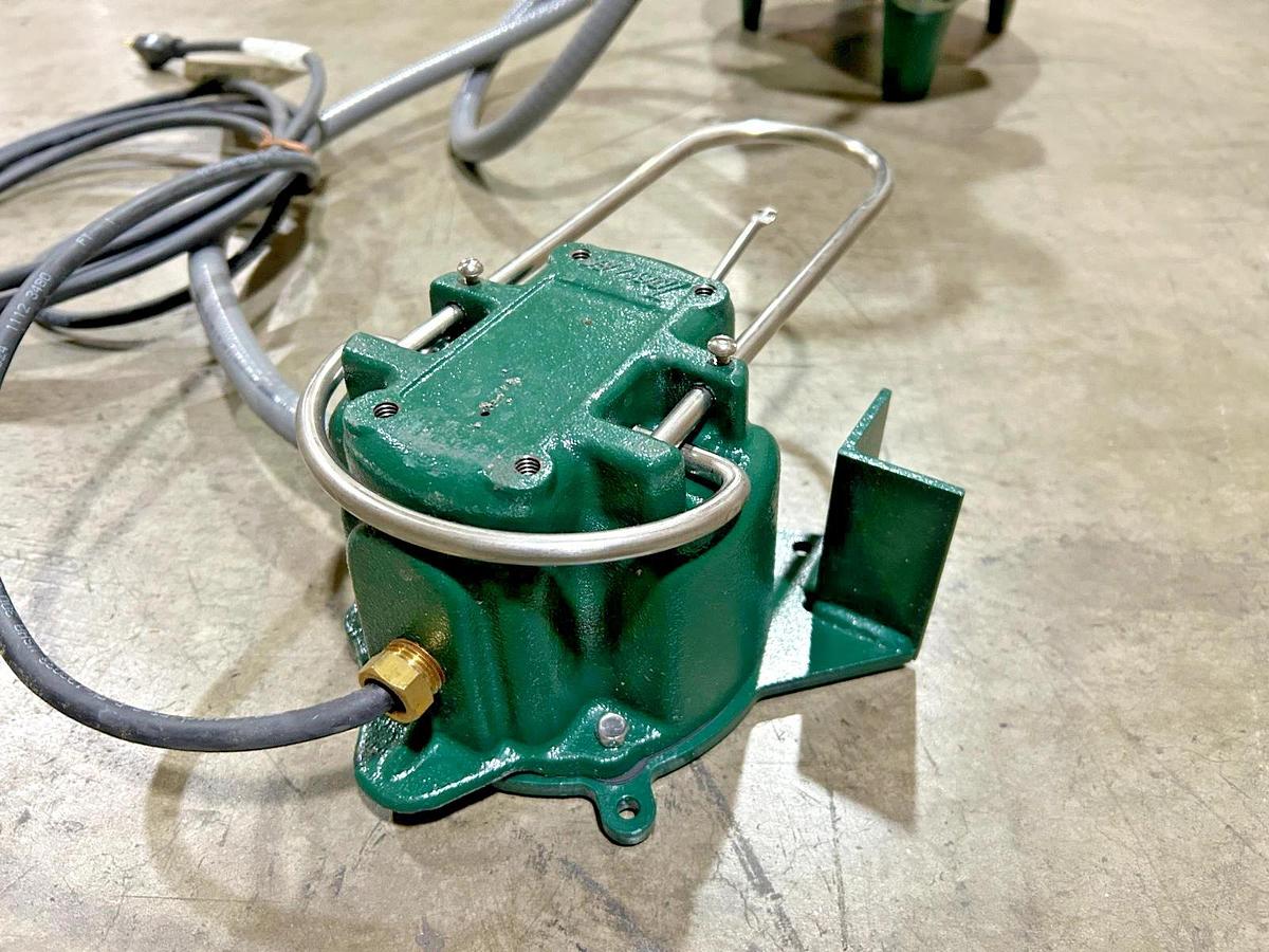 New Zoeller M3282-G Submersible Pump 115V 1/2HP 1PH 10.3A 1725rpm 3282-0006