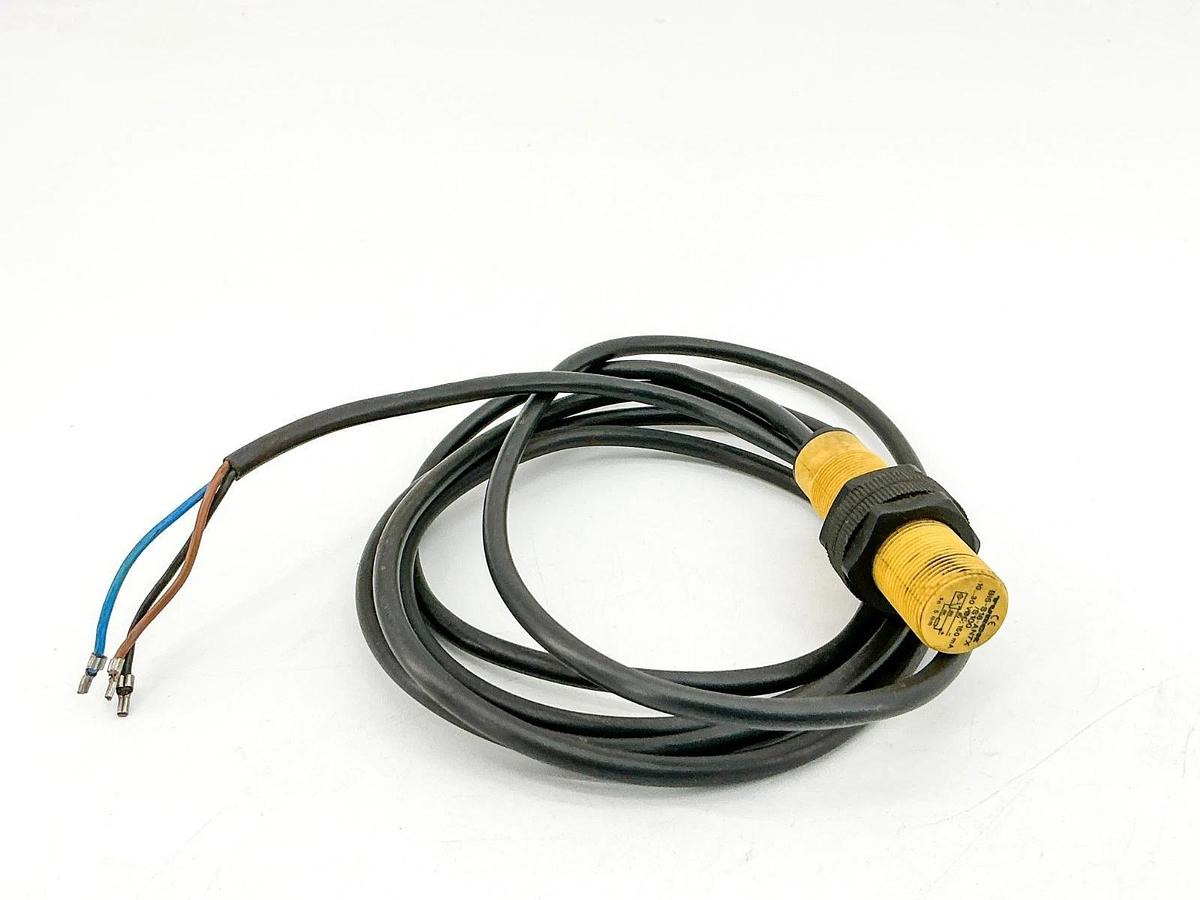 Used Turck BI5-S18-AN7X/S100 Inductive Sensor 10-30VDC 3 Wire 17734 - No Box