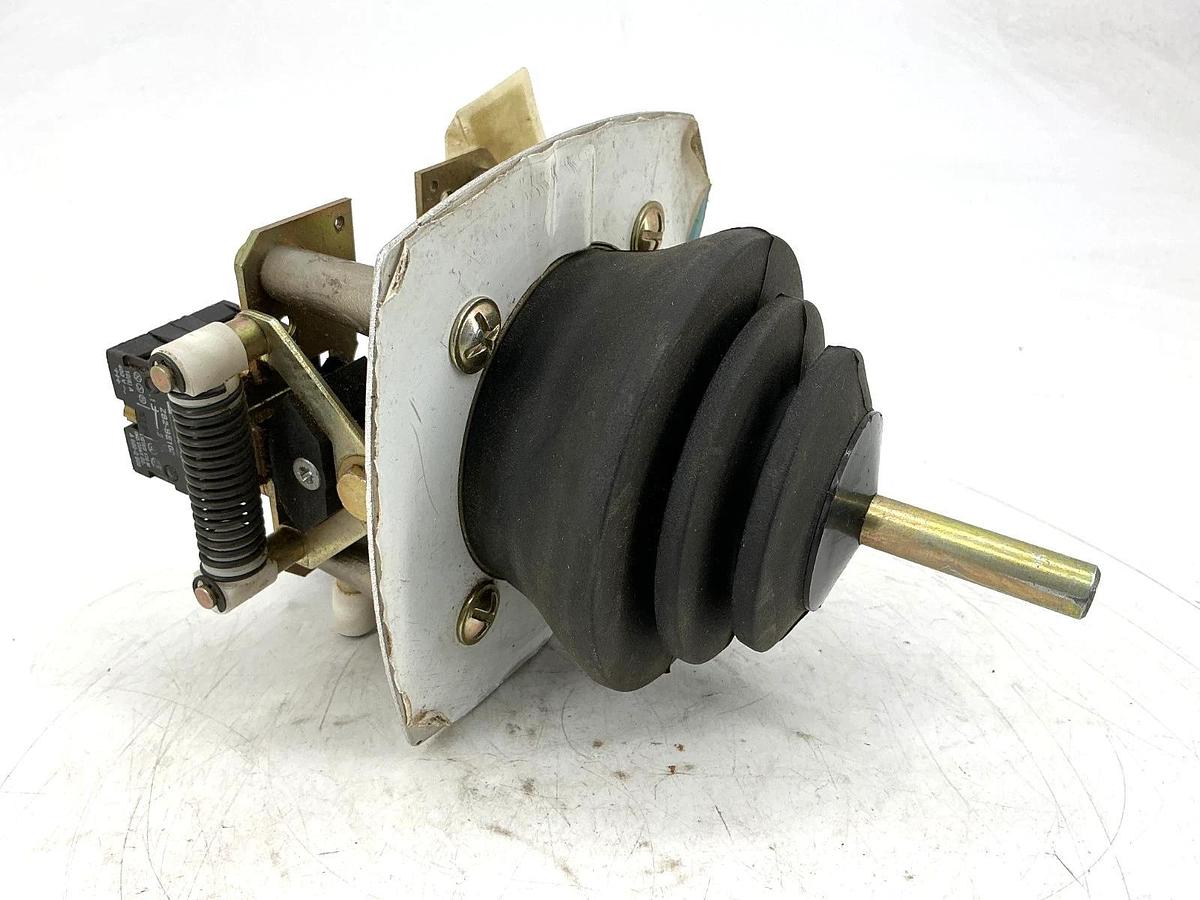 Used Telemechanique XKD-F11130130 Joystick Controller XKDF11130130