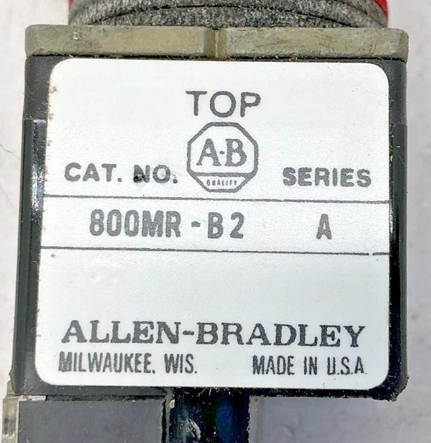 Used Lot of 2 Allen Bradley 800MR-B2 Ser A Pushbutton w/ Contact Block