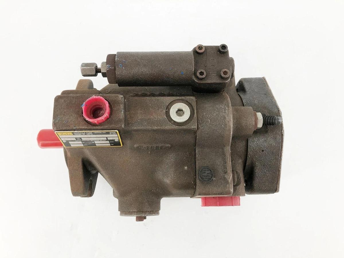 New Parker PVP16364R26A212 Piston Pump 3600psi Max- No Box