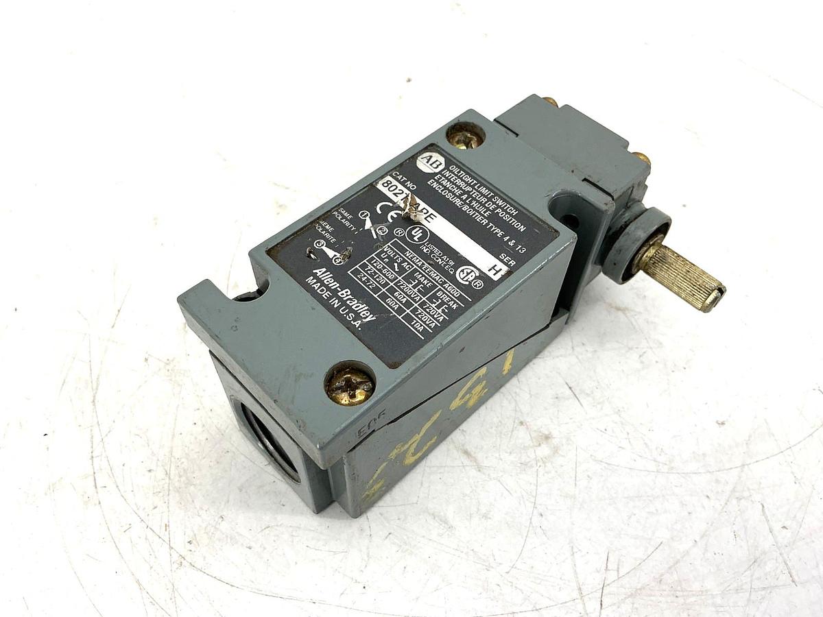 Used Allen Bradley 802T-APE Ser H Oiltight Limit Switch Plug-In Lever Type 10A 600VAC