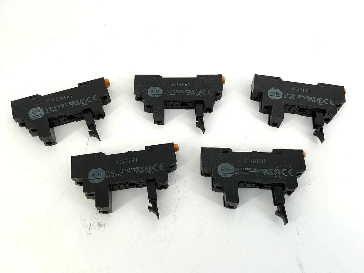 Used Lot of 5 Allen Bradley 700-HN121 Ser A Relay Socket 10A 250V