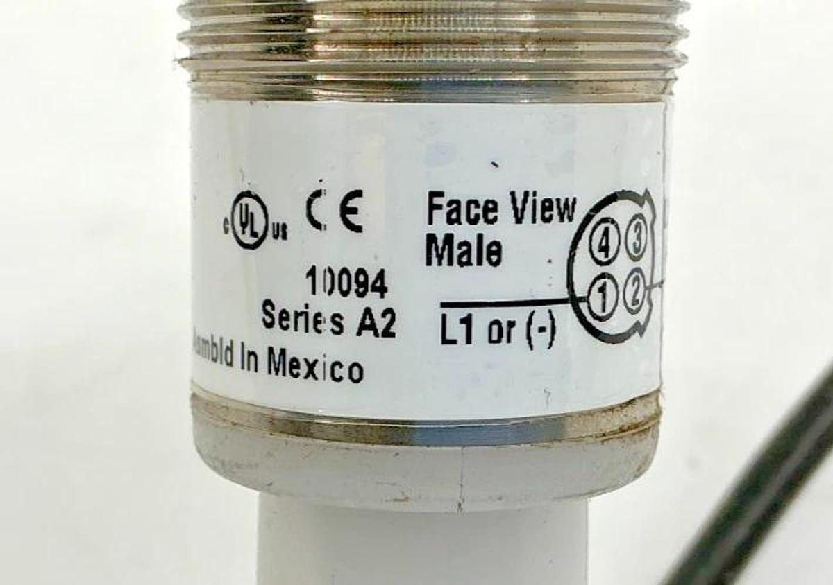 New Eaton E58-30TS250-GAP Ser A2 Photoelectric Sensor 4-Pin Range-250m 20-132VAC