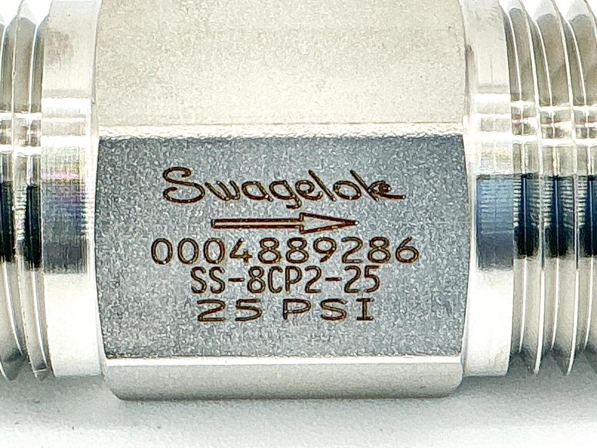 New Swagelok SS-8CP2-25 Check Valve 25PSI - No Box