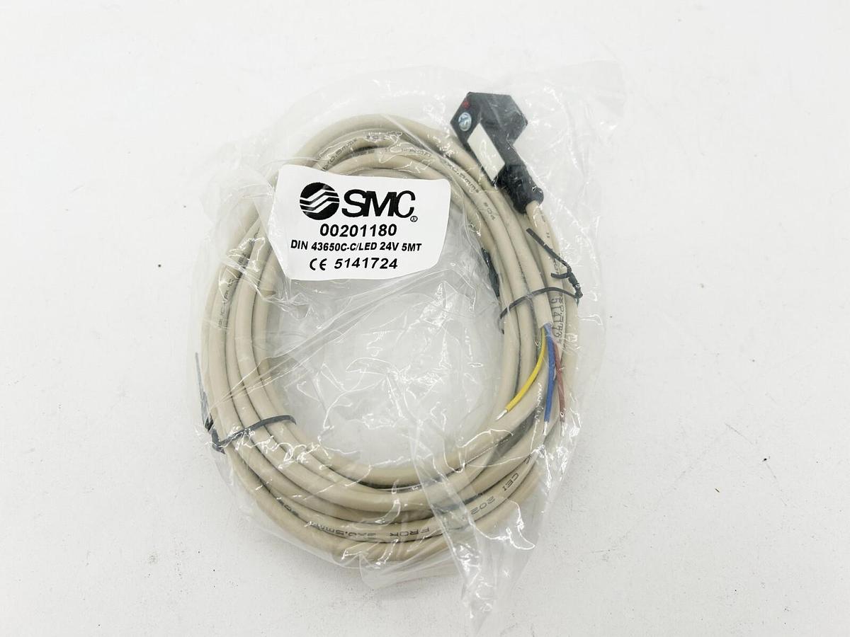 New SMC 00201180 Cordset 43650C-C/LED 24V 5MT