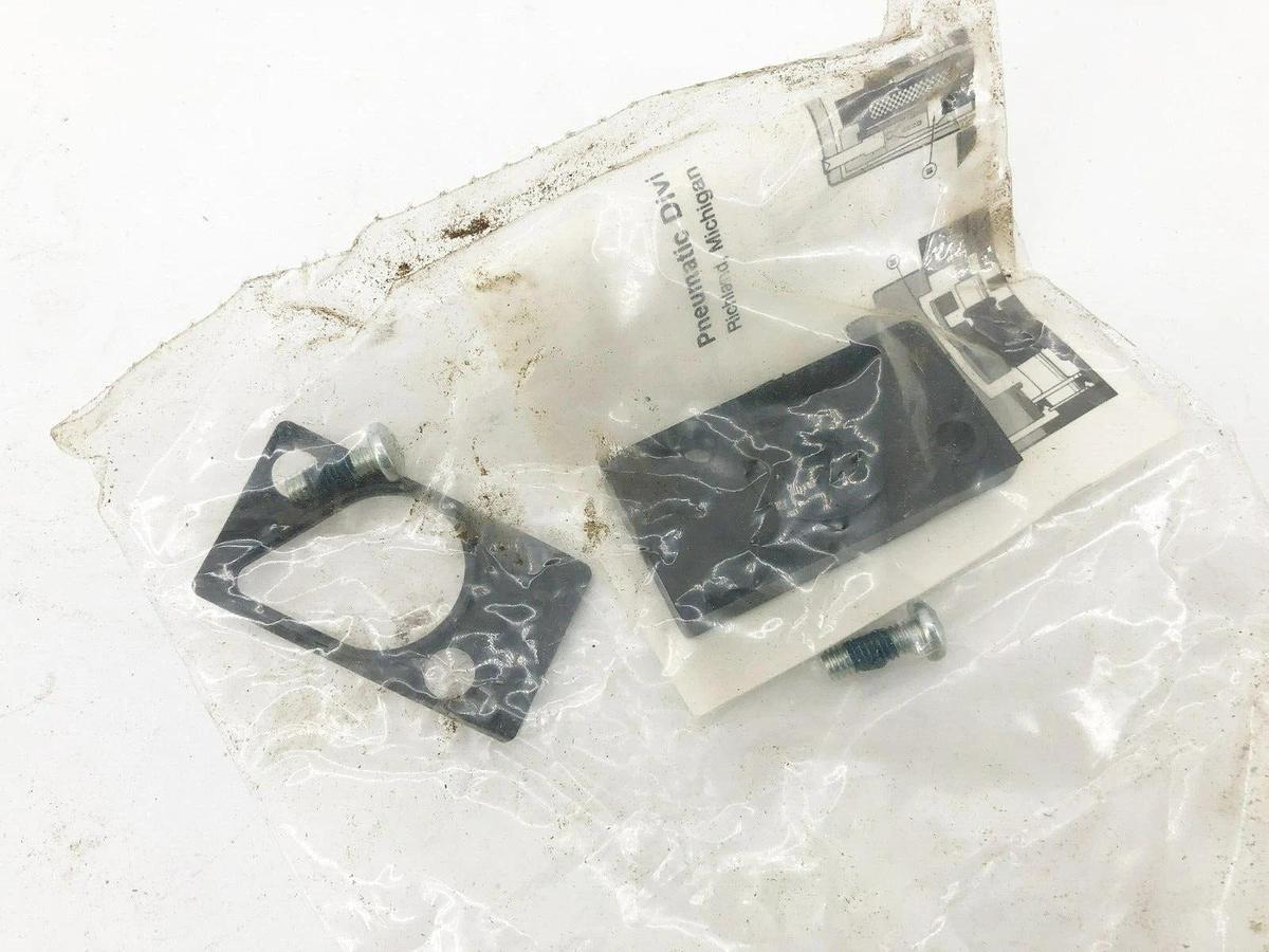 Lot of 3 New Parker PS5407 End Cover Kits