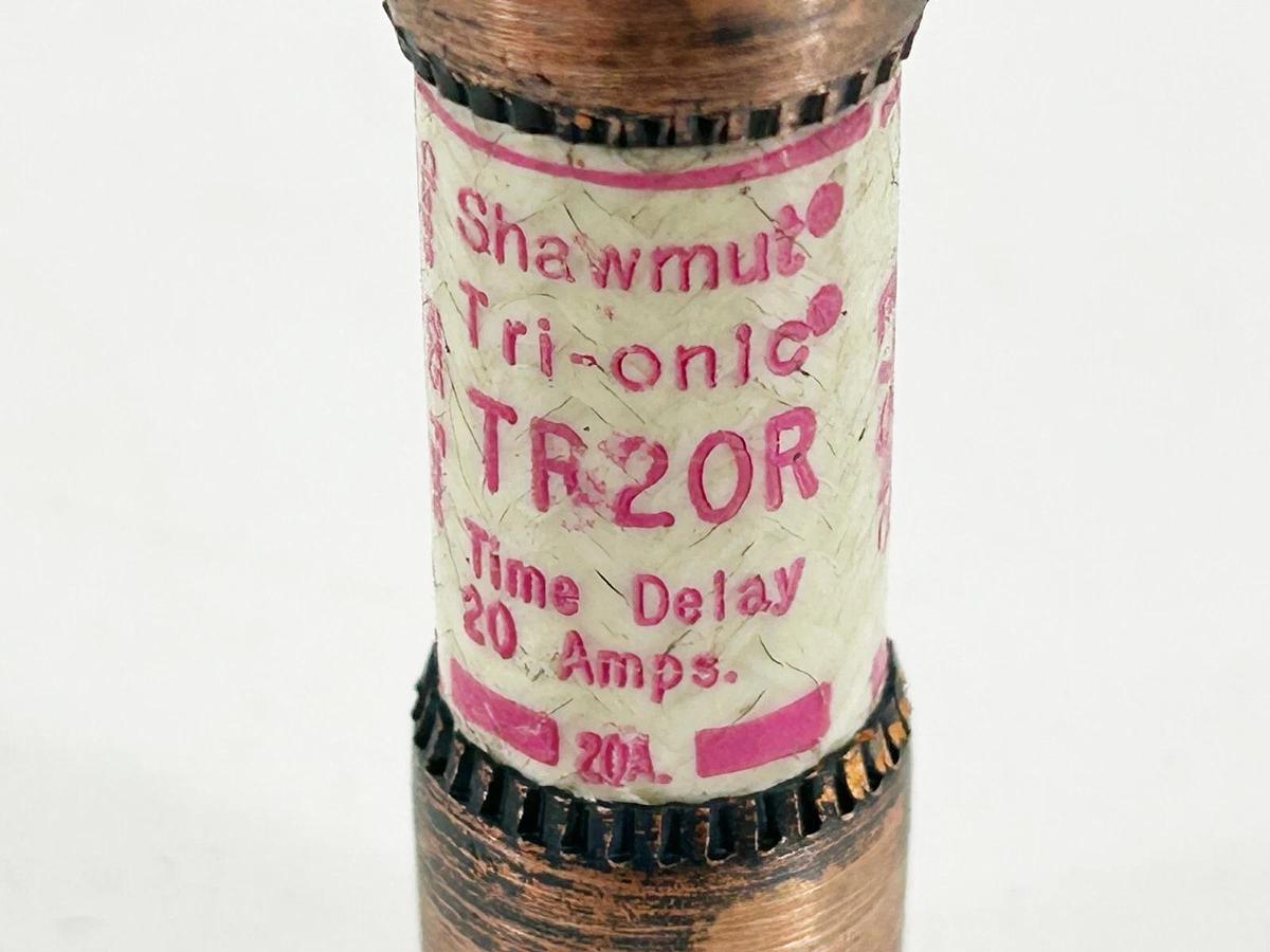 Used Lot of 10 Ferraz Shawmut TR20R Time Delay Dual Element Fuse 20A 250V
