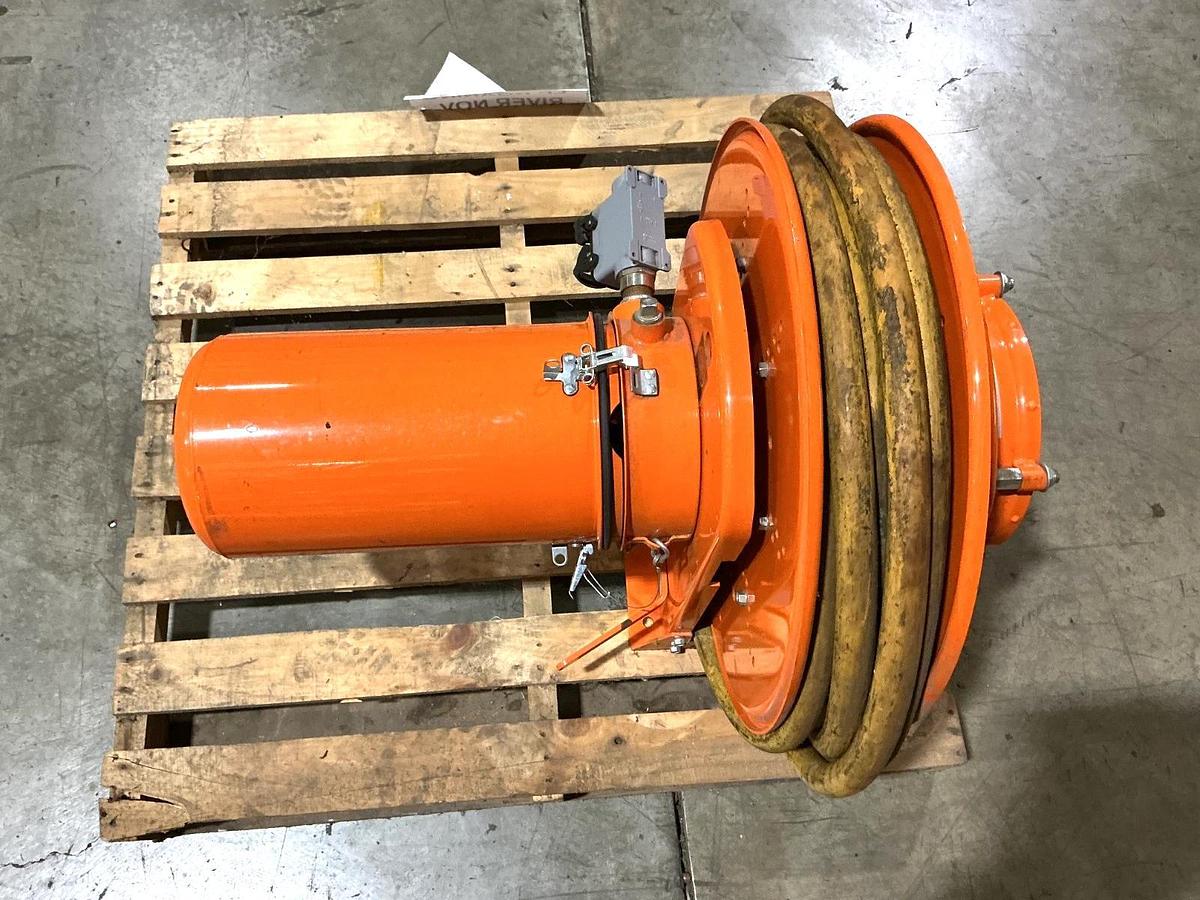 Used Gleason Reel S24751-163-15-2-CSA Heavy Duty Cable Reel Retrieve 50ft 35A 600V