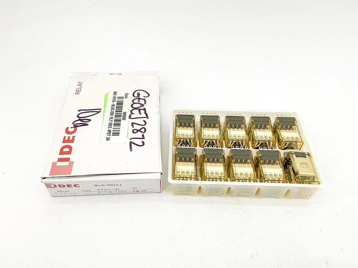 New Box of 10 IDEC RY4S-UL Relay AC110-120V 67926