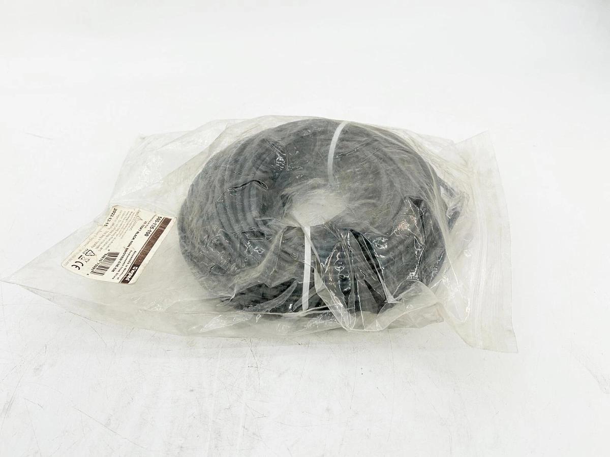 New Lot of 2 Legrand 560-135-100 Patch Cable VS 100' Black Non Booted C5E CM