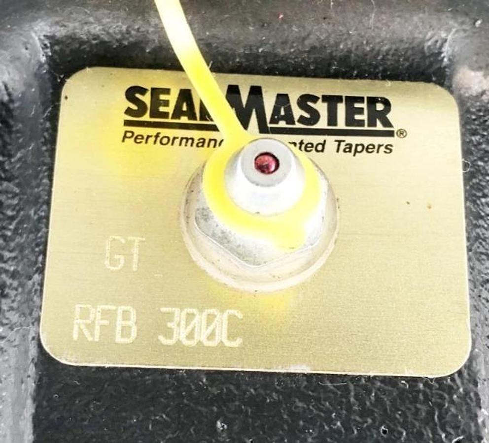 New Sealmaster RFB-300C Flange Mount Tapered Roller Bearing 3" Bore - No Box
