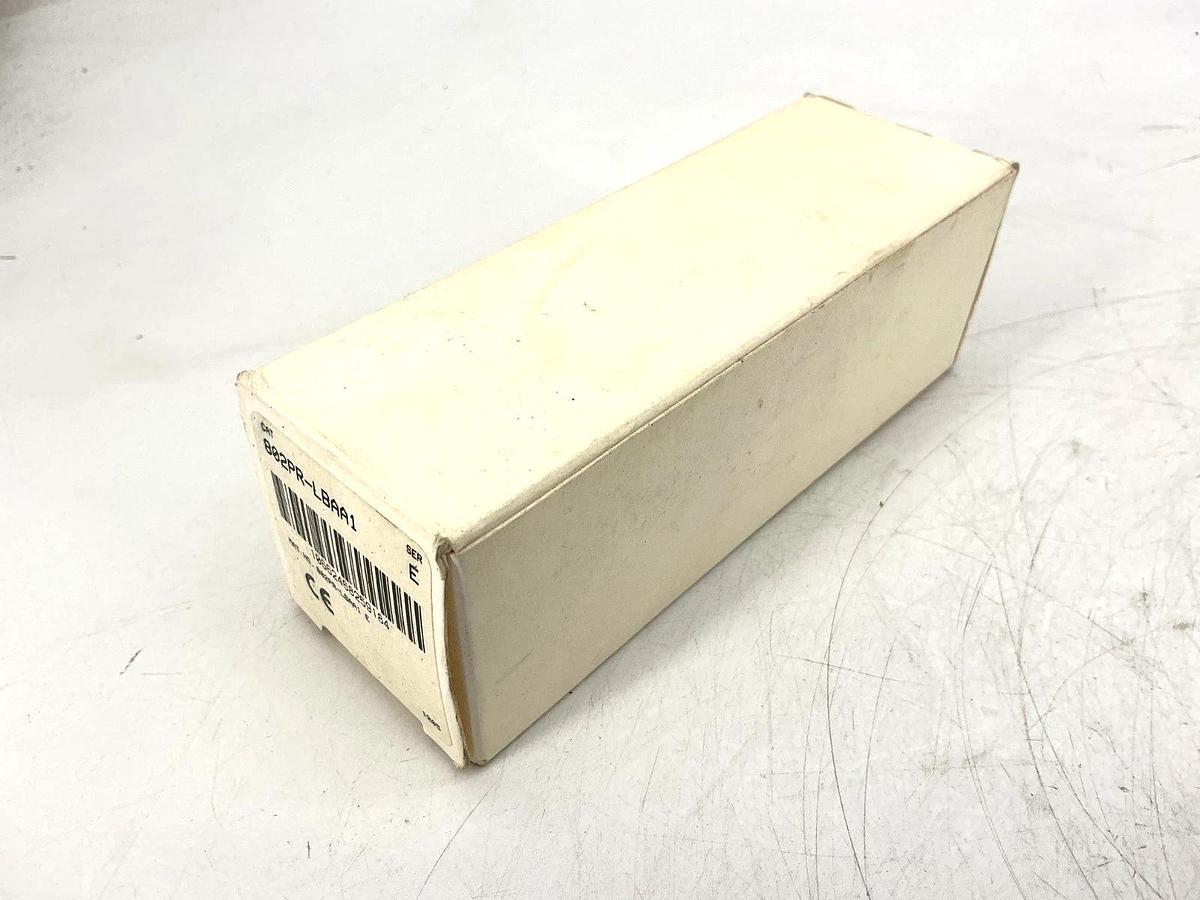 New Allen Bradley 802PR-LBAA1 Ser E Proximity Switch 1/2-14NPT 20-250V 50/60HZ