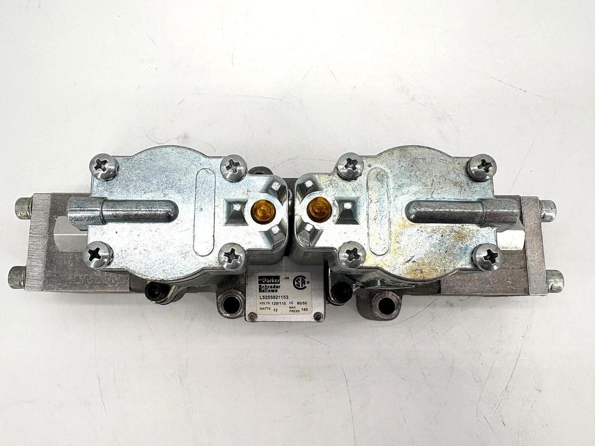 New Parker L5255921153 Double Solenoid Valve 120VAC - No Box