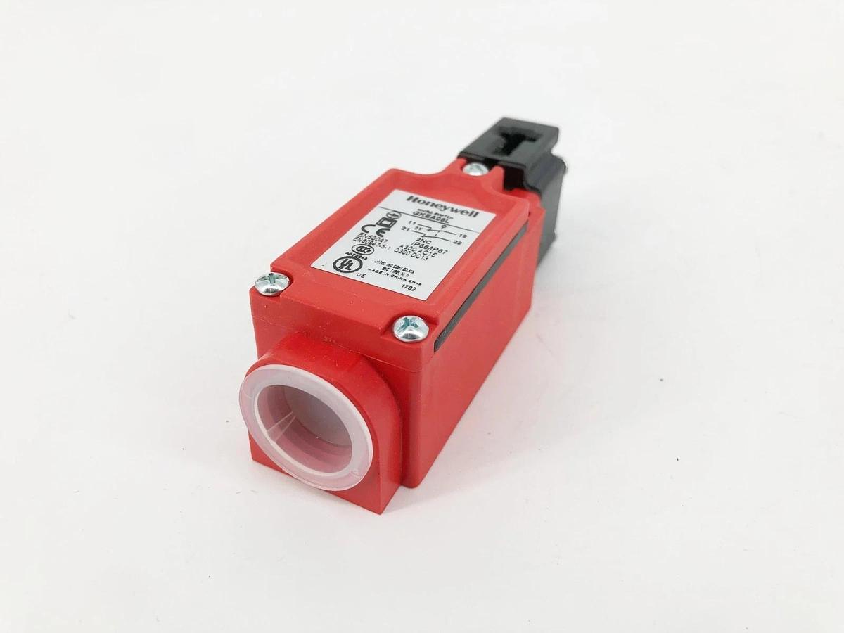 New Honeywell GKEA06L Safety Interlock Switch 2NC