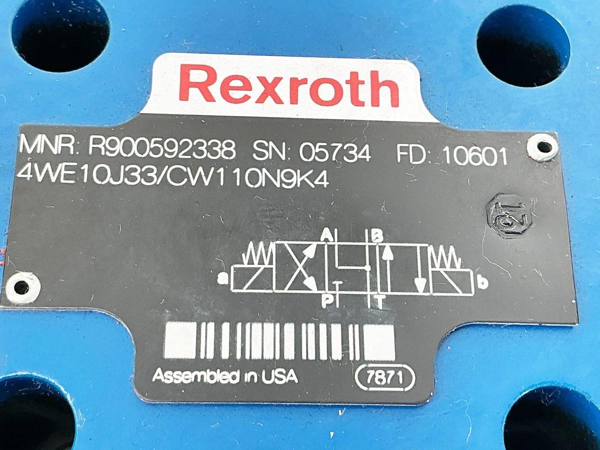 New Rexroth R900592338 Directional Solenoid Valve 120V 4WE10J33/CW110N9K4 No Box