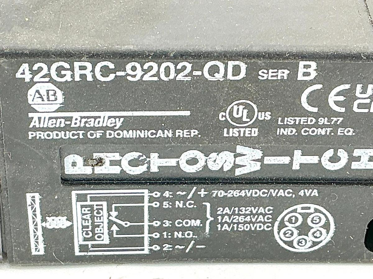 New Allen Bradley 42GRC-9202-QD Photoswitch Sensor 70-264VDC 4VA Ser.B - No Box